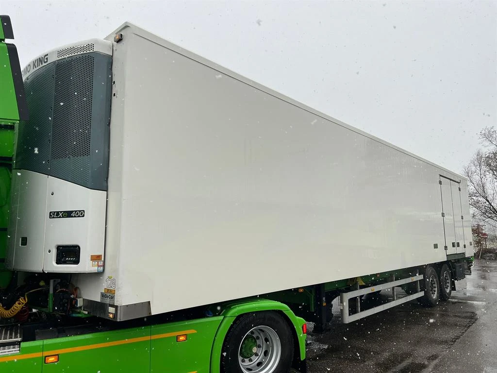 Полуремарке Други TKS 18