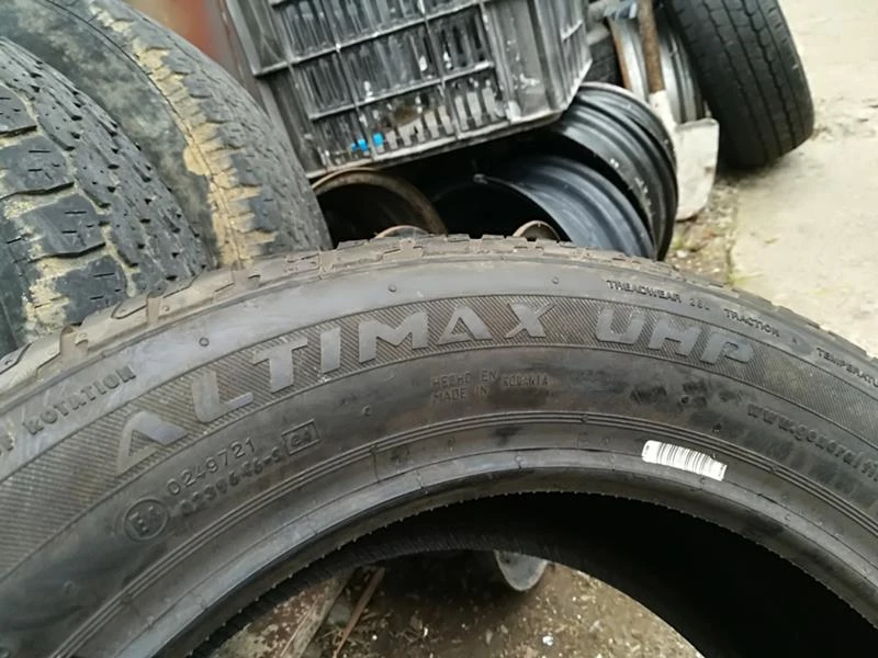 Гуми Летни 225/55R17, снимка 4 - Гуми и джанти - 22708572