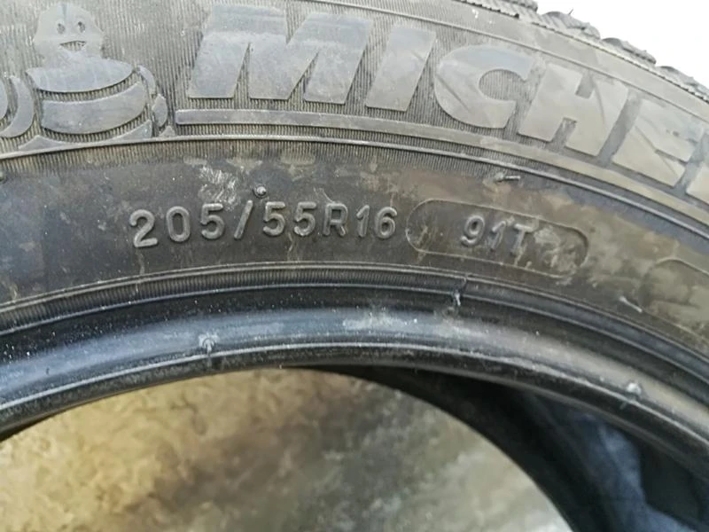 Гуми Зимни 205/55R16, снимка 6 - Гуми и джанти - 22852060