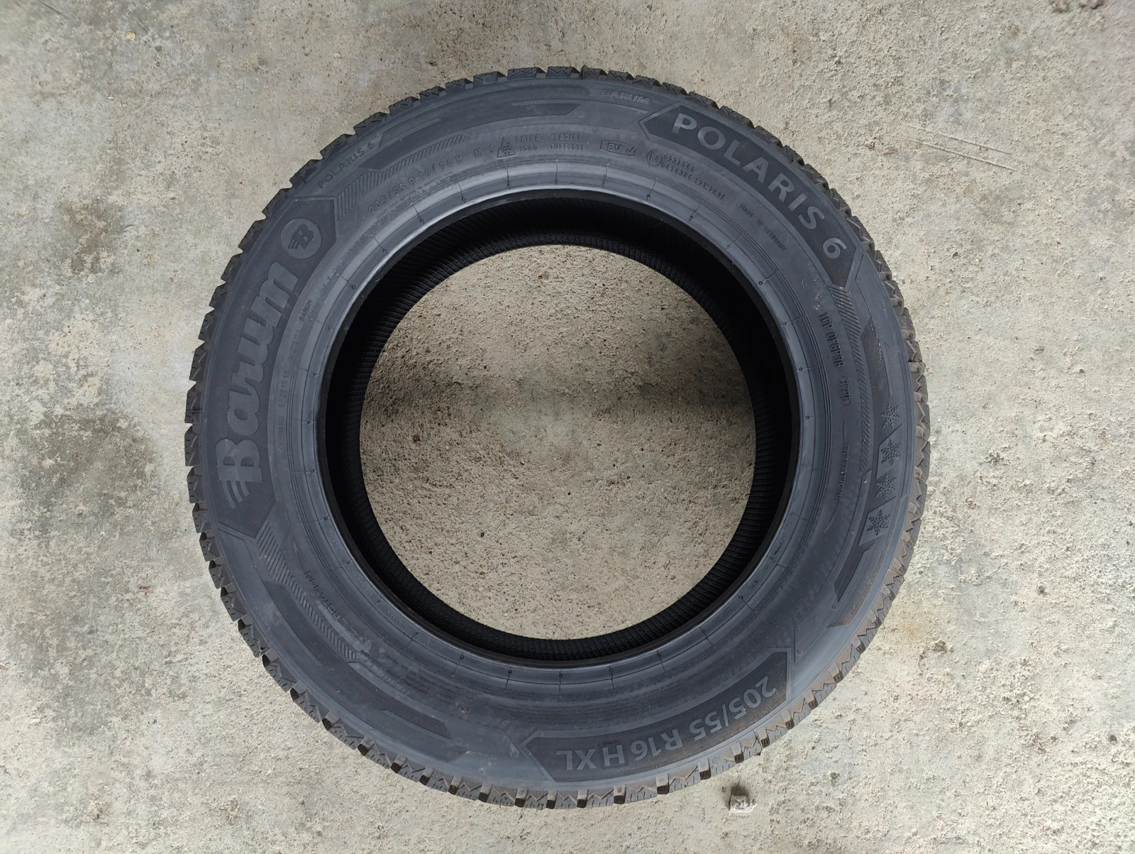 Гуми Зимни 205/55R16, снимка 5 - Гуми и джанти - 55162496