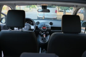 Mazda 2 1.3i facelift, снимка 12