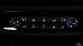 Opel Insignia Sports Tourer 2.0d Automatic Business Edition, снимка 11