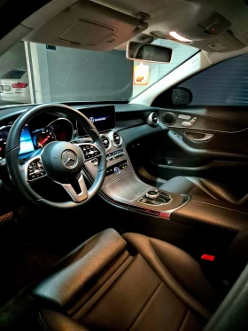Mercedes-Benz C 300 KEYLESS/DISTR/9G-TRONIC/Реални километри, снимка 9