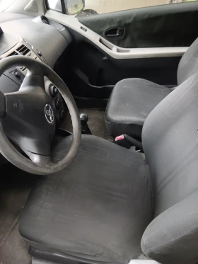 Toyota Yaris, снимка 11