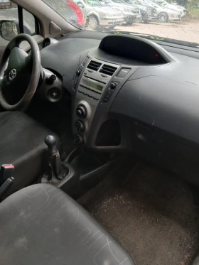 Toyota Yaris - 2300 € / 4498.41 лв. - 29934283 3