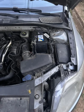 Ford Mondeo MK4 Titanium 2.0 TDCi - 1100 € - 53411610 16