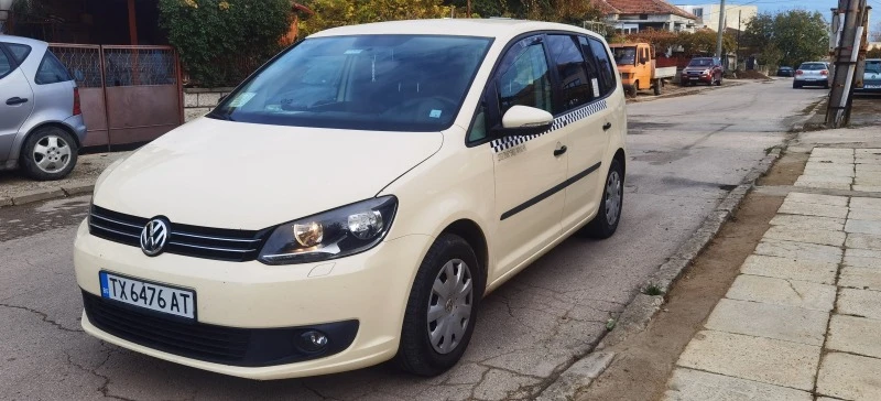 VW Touran 1.6tdi 7места, снимка 1 - Автомобили и джипове - 47481238