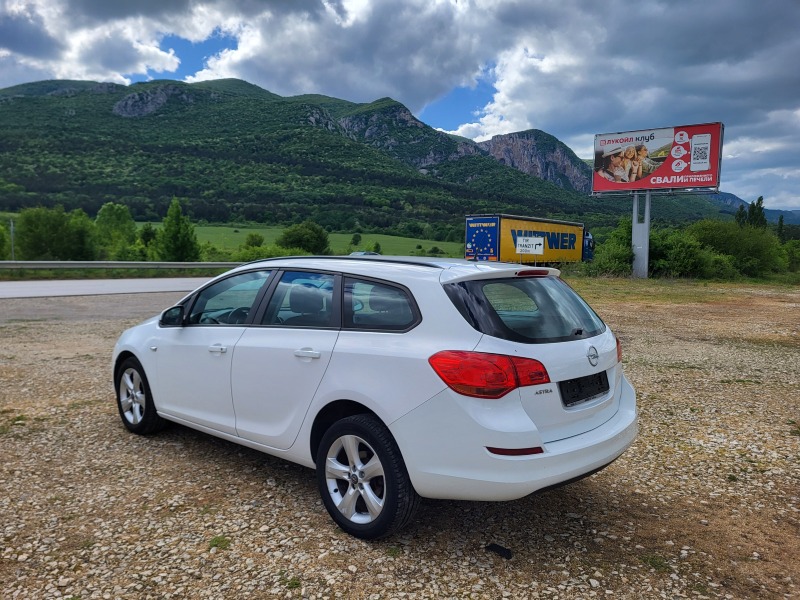 Opel Astra 1.4i ГАЗ, снимка 3 - Автомобили и джипове - 45344267