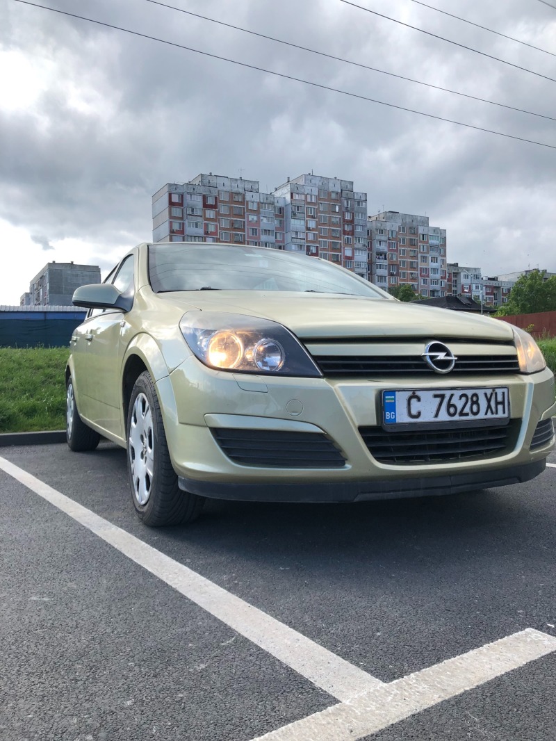 Opel Astra, снимка 1 - Автомобили и джипове - 45403200