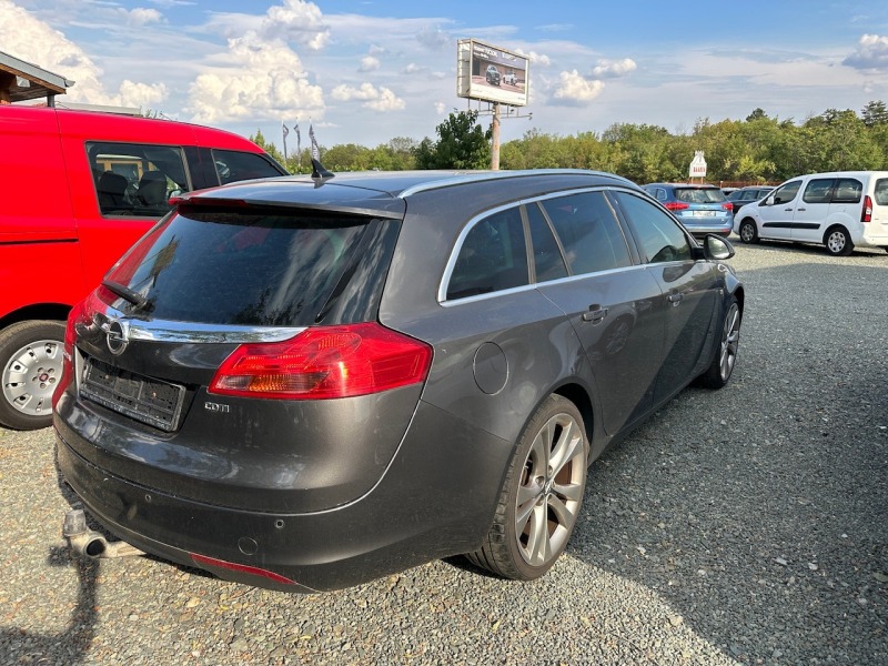 Opel Insignia * 2.0CDTI* 160HP* NAVI* EURO5* ПРОБЛЕМ В ДВИГАТЕЛЯ, снимка 4 - Автомобили и джипове - 46636807