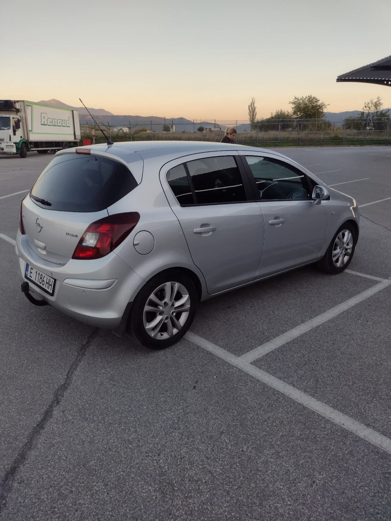 Opel Corsa Внос 1.7 cosmo 4 врати, снимка 6 - Автомобили и джипове - 47918009