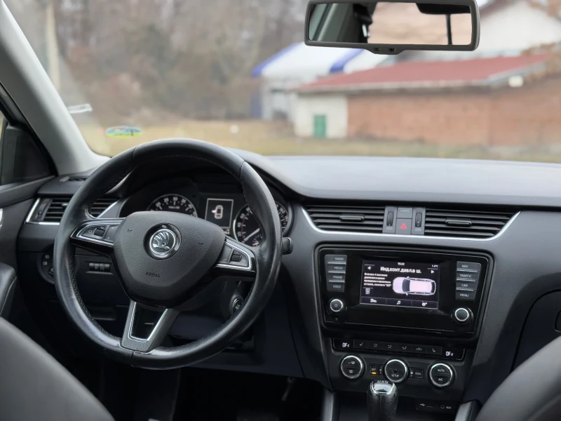 Skoda Octavia 2.0TDI DSG, снимка 6 - Автомобили и джипове - 49060275