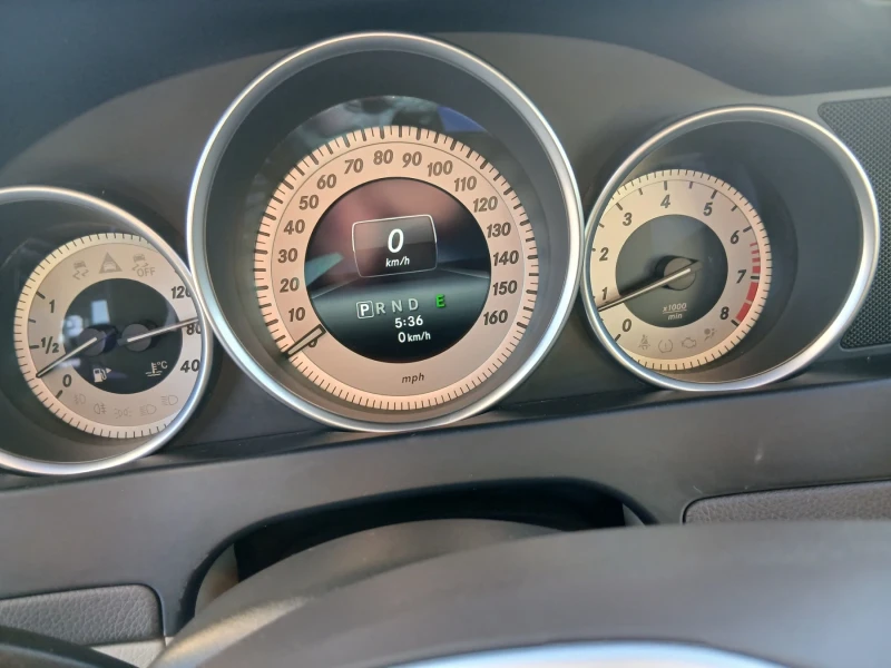 Mercedes-Benz C 250, снимка 11 - Автомобили и джипове - 52088126