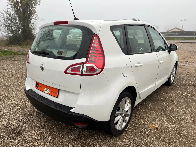 Renault Scenic 1.5DCI-NAVI-PANO-KAMERA-ITALIA, снимка 9 - Автомобили и джипове - 52499533