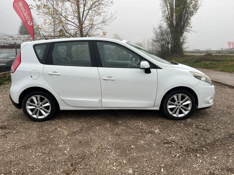 Renault Scenic 1.5DCI-NAVI-PANO-KAMERA-ITALIA, снимка 4 - Автомобили и джипове - 52499533
