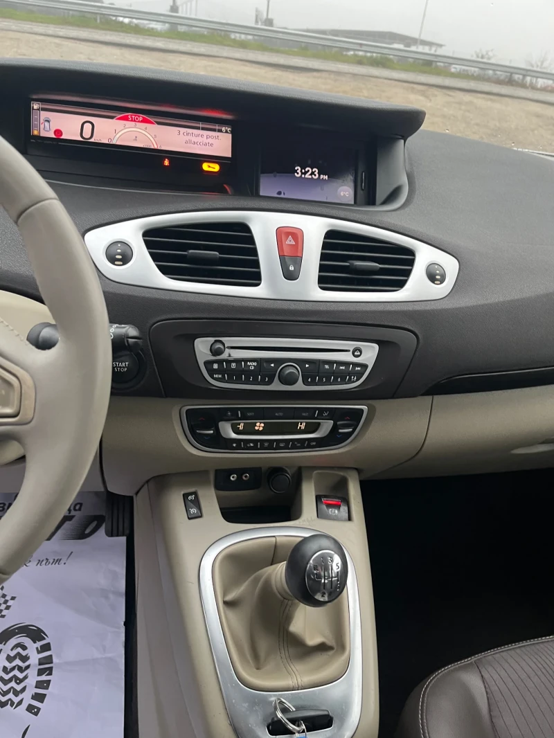 Renault Scenic 1.5DCI-NAVI-PANO-KAMERA-ITALIA, снимка 14 - Автомобили и джипове - 52499533