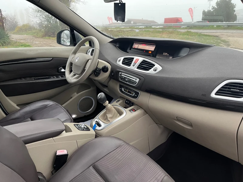 Renault Scenic 1.5DCI-NAVI-PANO-KAMERA-ITALIA, снимка 5 - Автомобили и джипове - 52499533