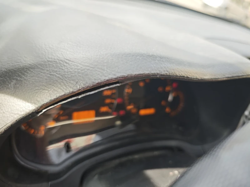 Toyota Avensis, снимка 8 - Автомобили и джипове - 52776540