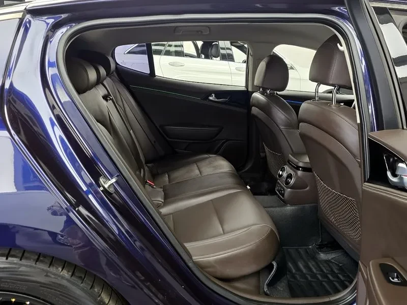 Kia Stinger | Mobile.bg � ����������� 12