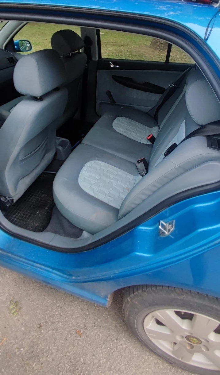 Skoda Fabia, снимка 7 - Автомобили и джипове - 55231757
