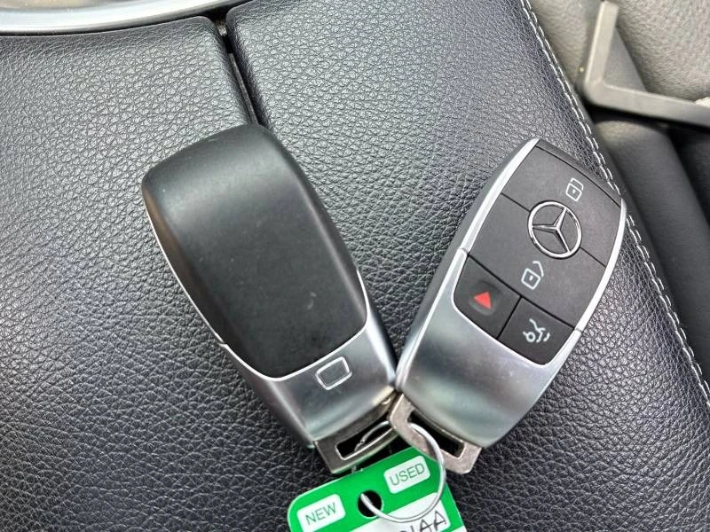 Mercedes-Benz C 300 * 4MATIC * CARFAX * ОПЦИЯ ЗА ФИНАНСИРАНЕ , снимка 10 - Автомобили и джипове - 55436054