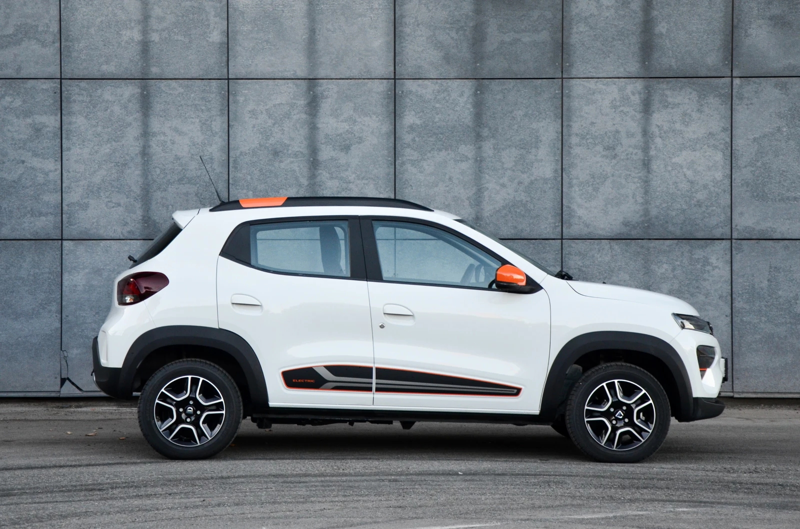 Dacia Spring N1, снимка 1