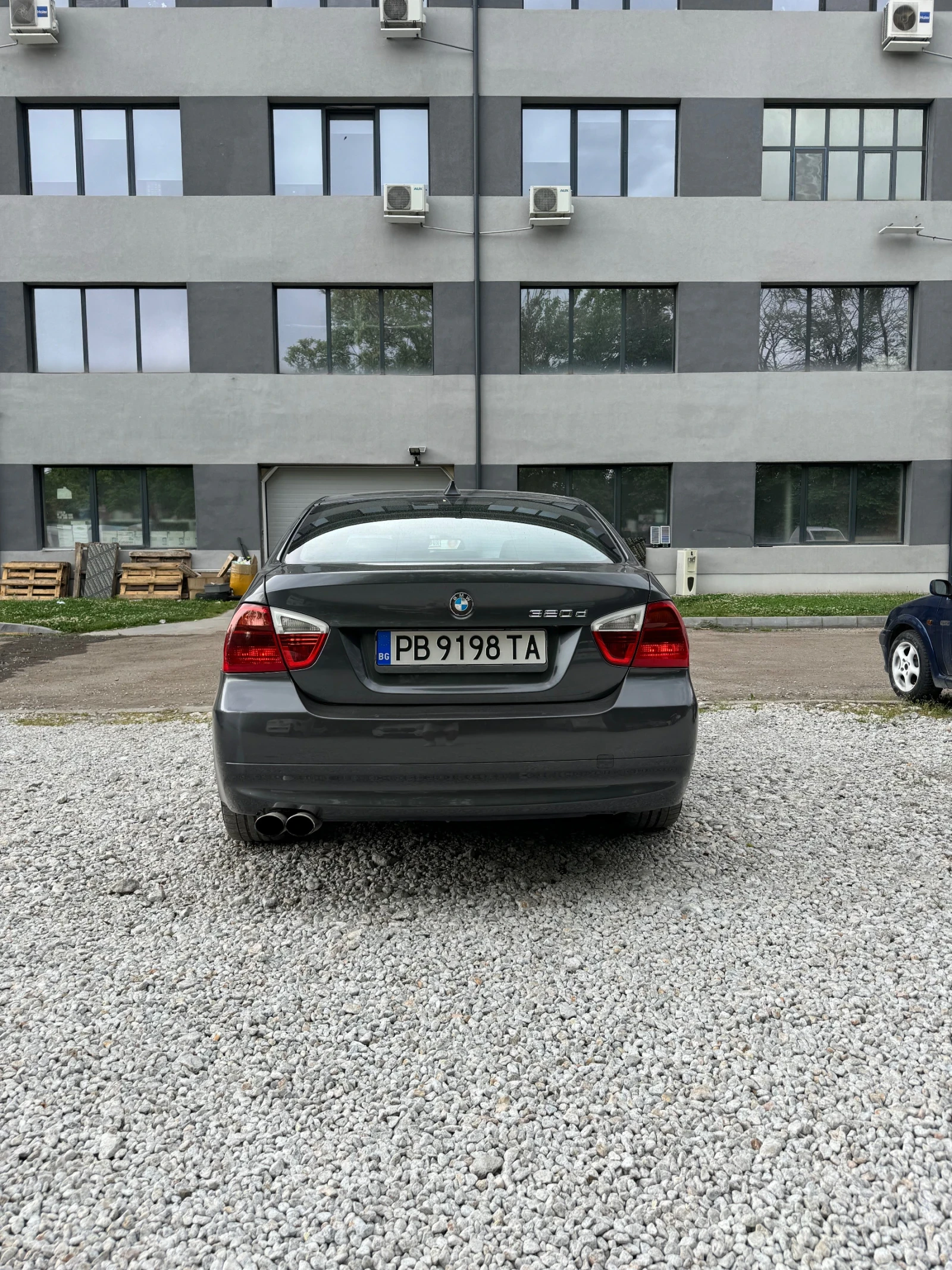 BMW 320 320d - изображение 4