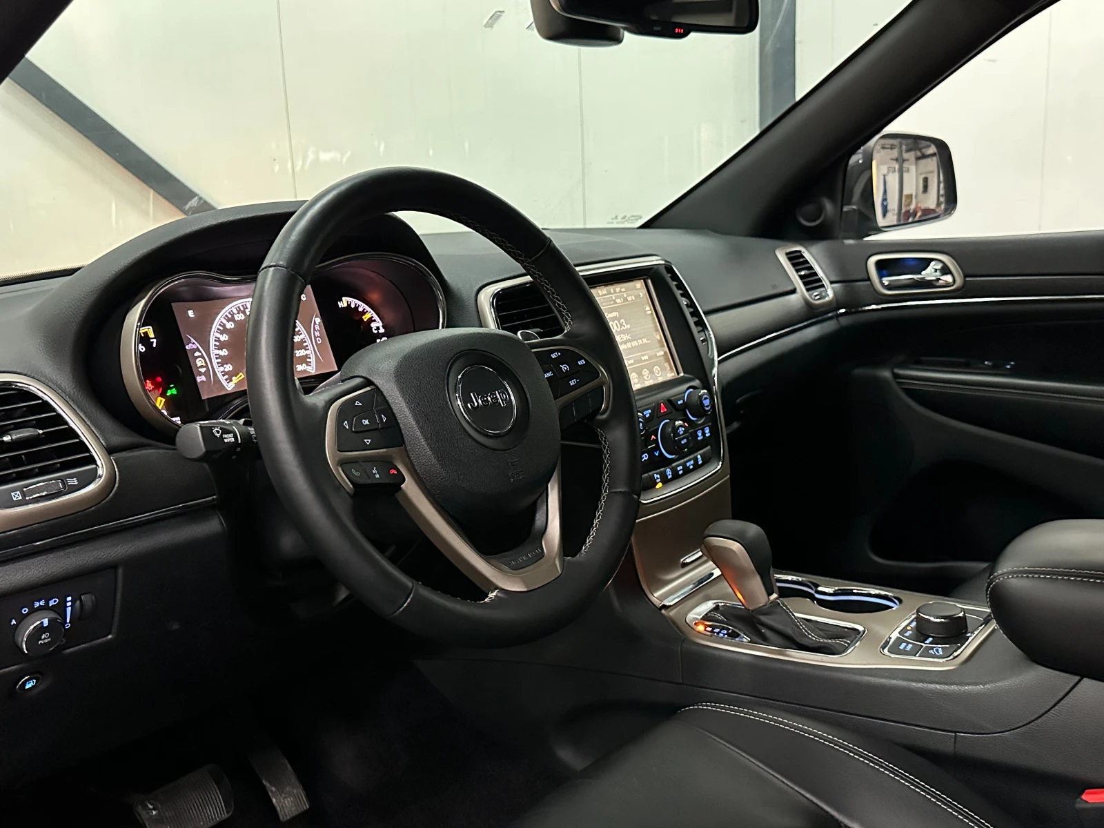 Jeep Grand cherokee * 80 000км* LIMITED* 4x4* FACE* МЪРТВИ ТОЧКИ* , снимка 7 - Автомобили и джипове - 50272085