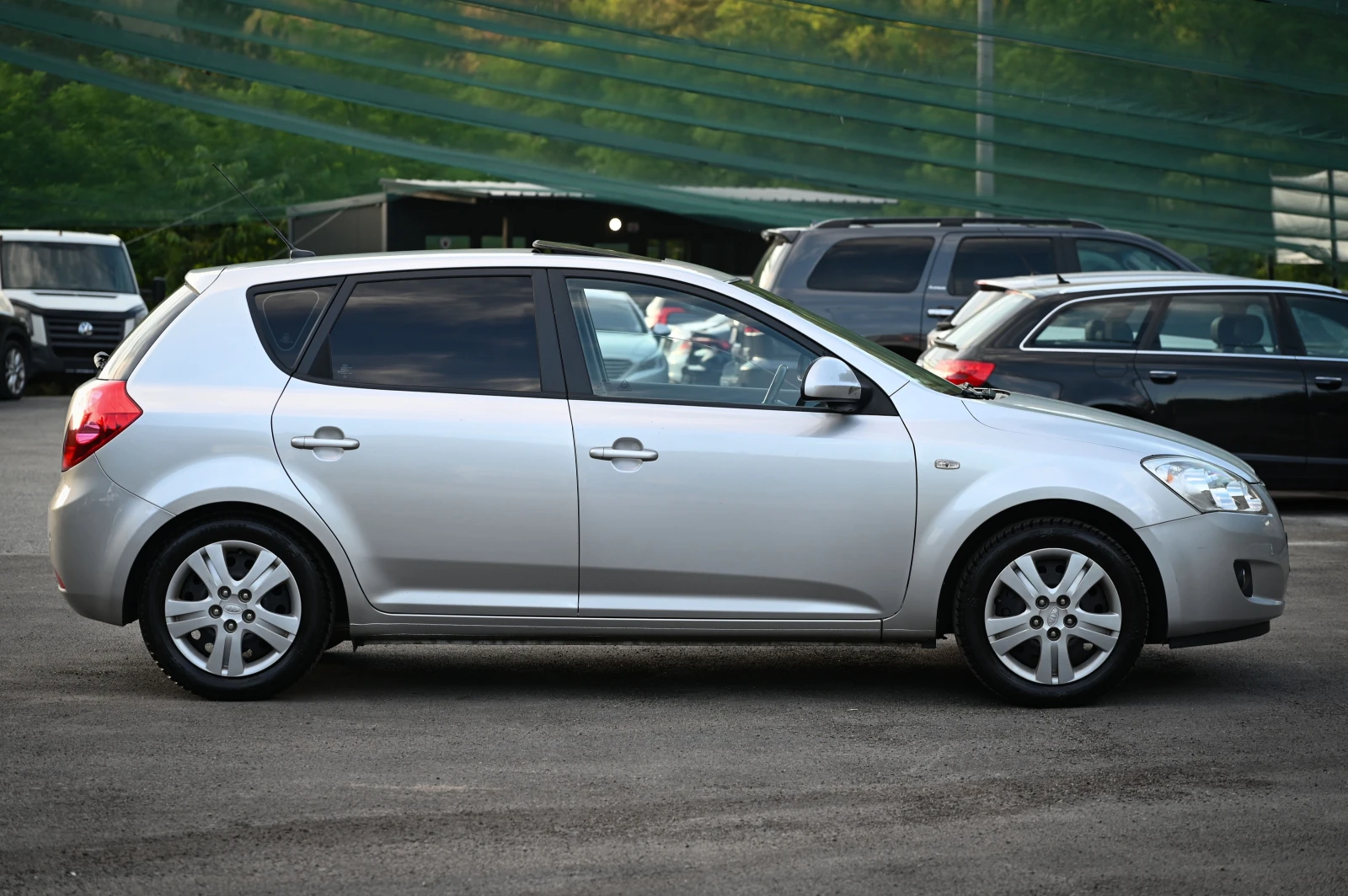 Kia Ceed 1.6 БЕНЗИН / АВТОМАТ / УНИКАТ !!! - изображение 6