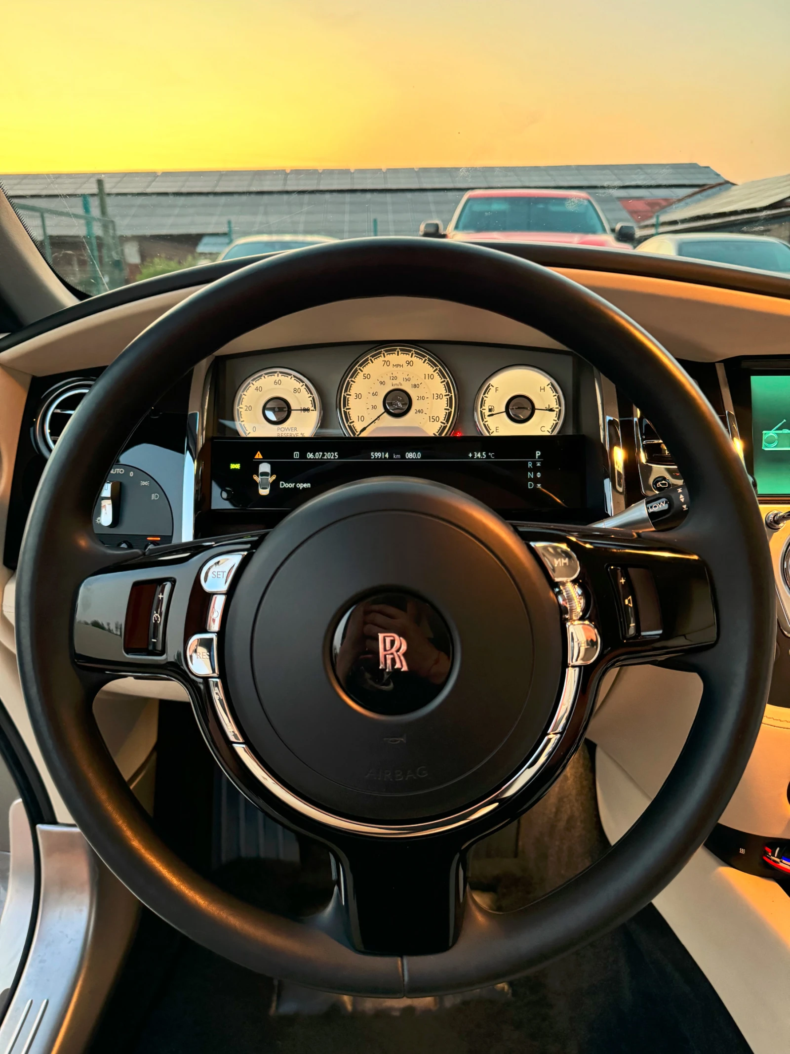 Rolls-Royce Dawn | Mobile.bg — изображение 11