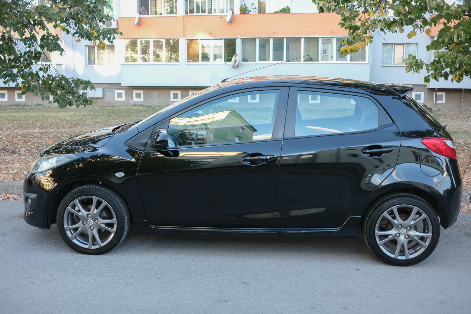 Mazda 2 1.3i facelift - изображение 7