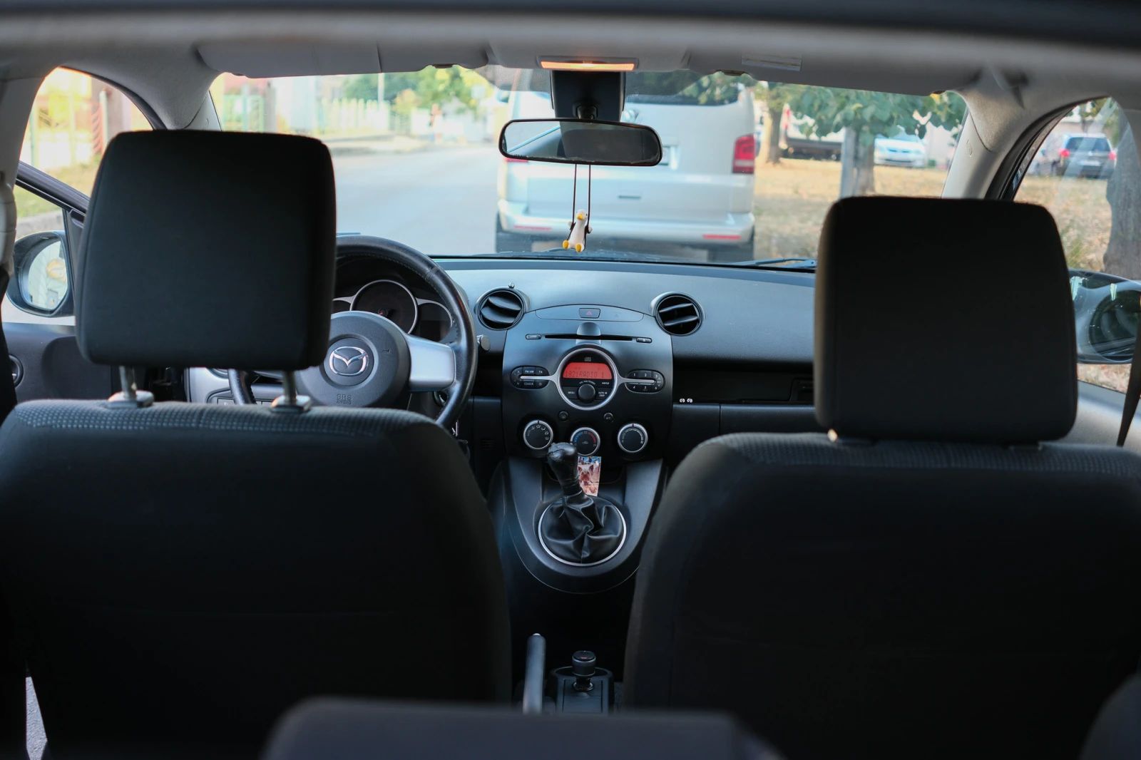 Mazda 2 1.3i facelift | Mobile.bg   12