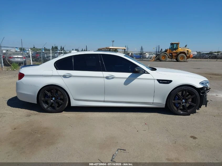 BMW M5 2014 BMW M5 - изображение 4