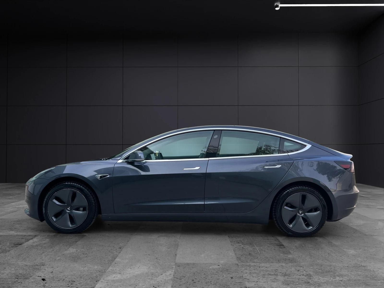 Tesla Model 3 Standard Range Plus - изображение 8