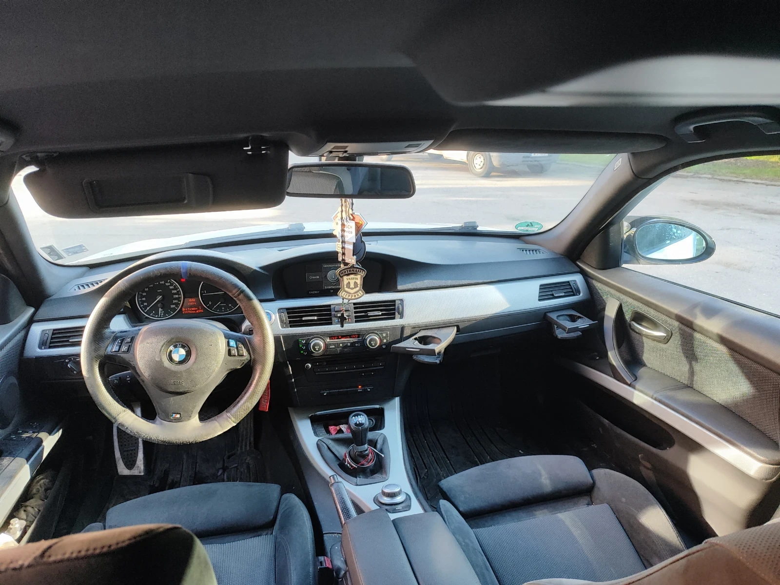 BMW 320 M pack Alcantara RWD, снимка 12 - Автомобили и джипове - 53142514