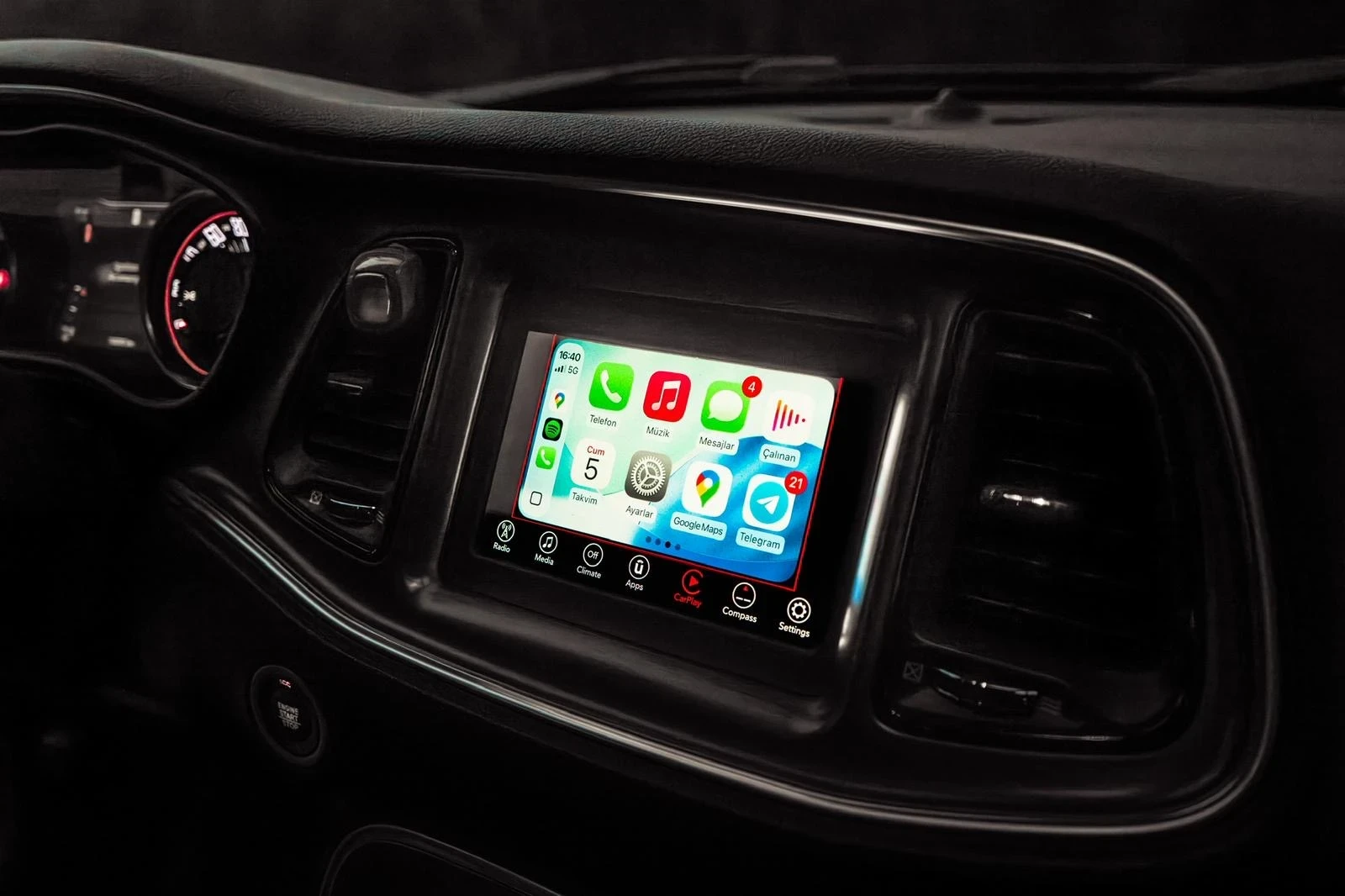 Dodge Challenger, снимка 17 - Автомобили и джипове - 54240274