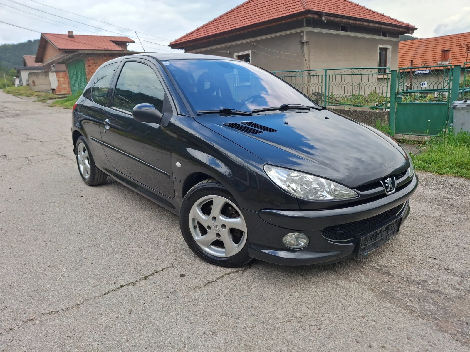 Peugeot 206 2.0hdi.klim, снимка 2 - Автомобили и джипове - 54383336