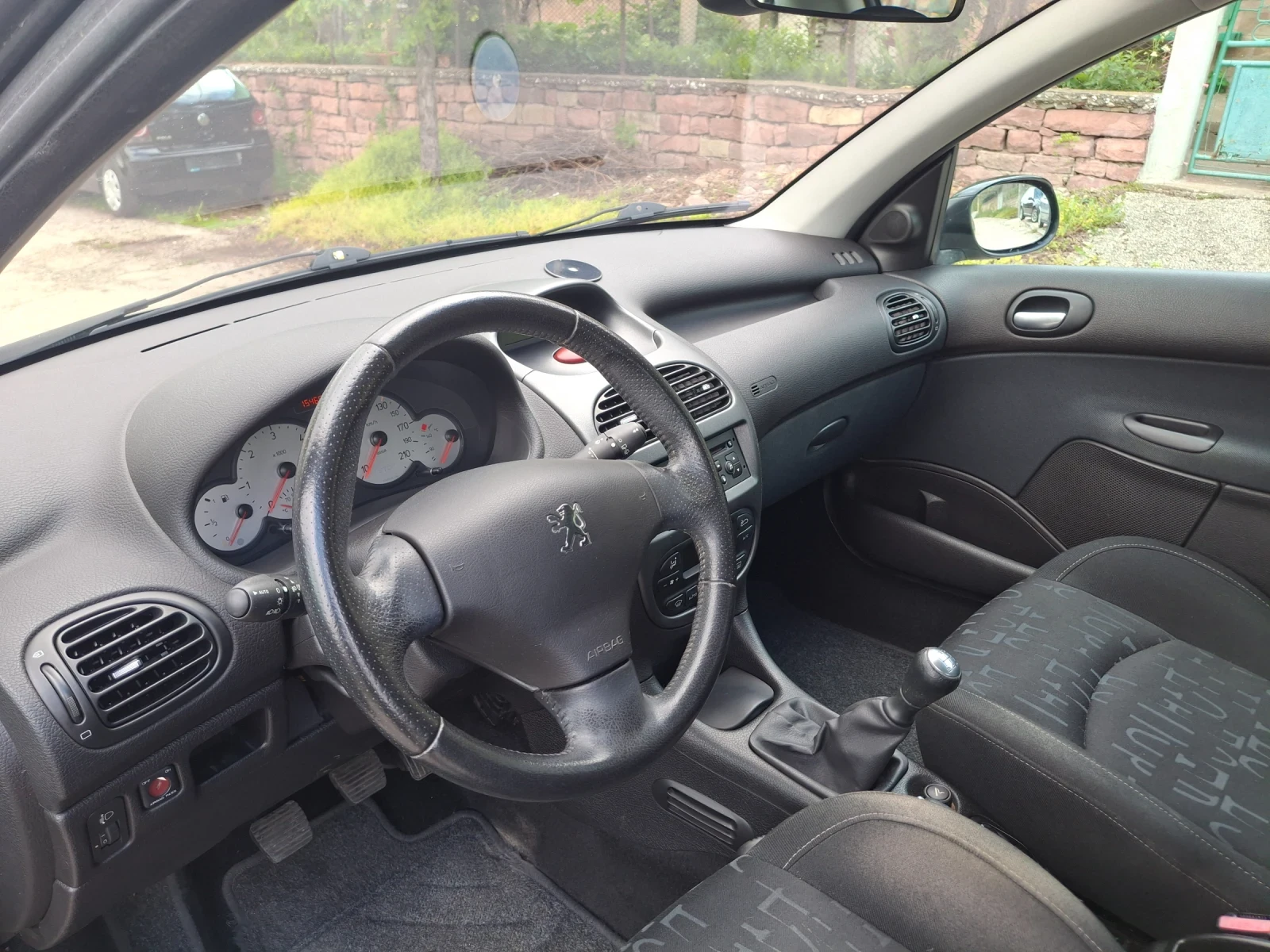 Peugeot 206 2.0hdi.klim, снимка 9 - Автомобили и джипове - 54383336