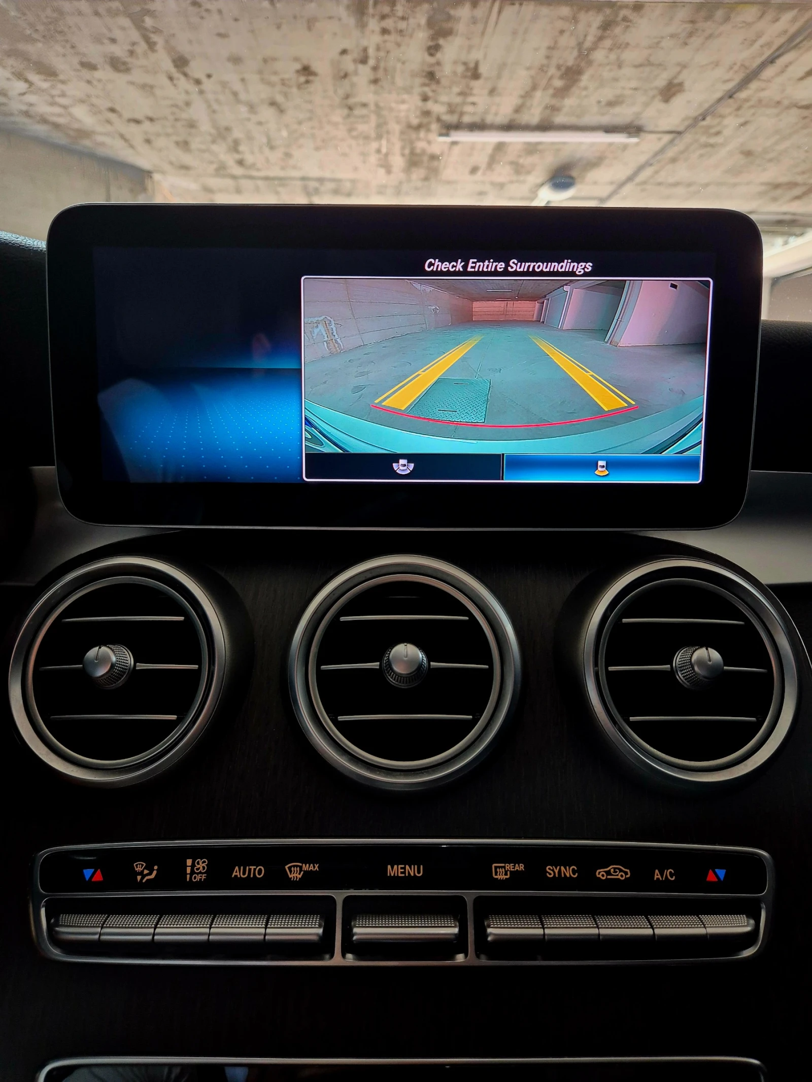 Mercedes-Benz C 300 KEYLESS/DISTR/9G-TRONIC/Реални километри, снимка 15 - Автомобили и джипове - 55158202