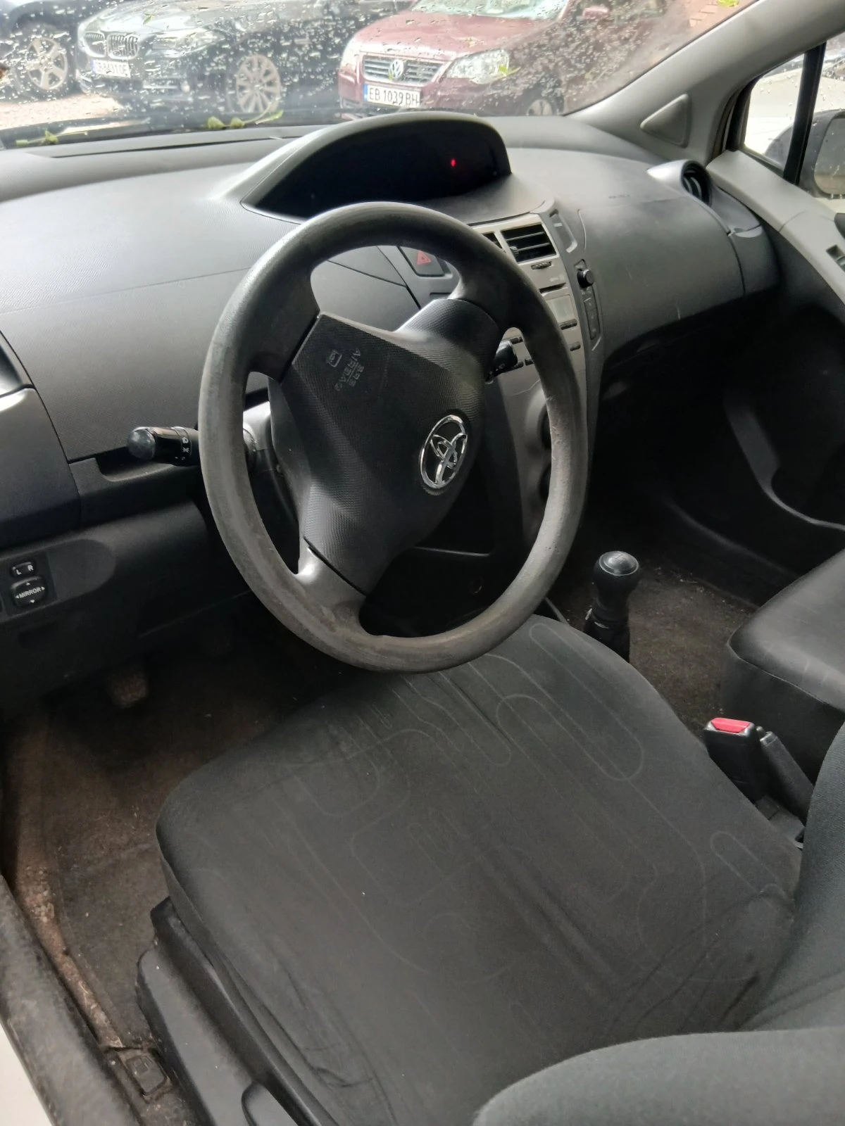 Toyota Yaris, снимка 8 - Автомобили и джипове - 54901450
