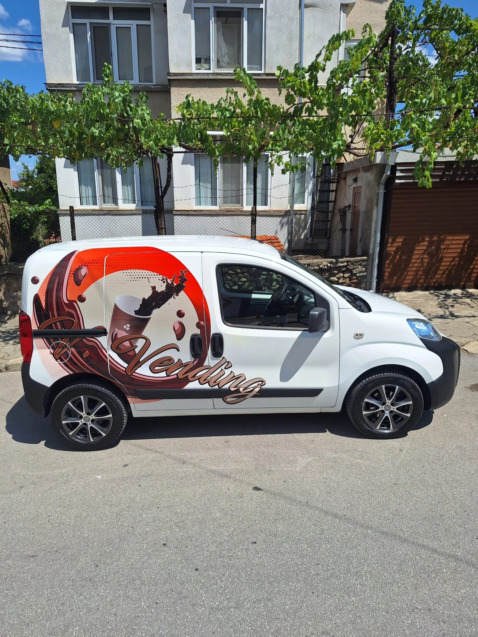 Peugeot Bipper 1.3 HDI, снимка 5 - Автомобили и джипове - 55393957