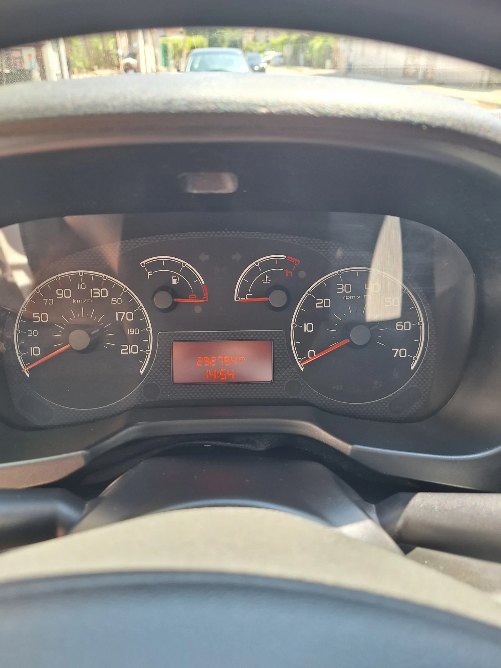 Peugeot Bipper 1.3 HDI, снимка 10 - Автомобили и джипове - 55393957