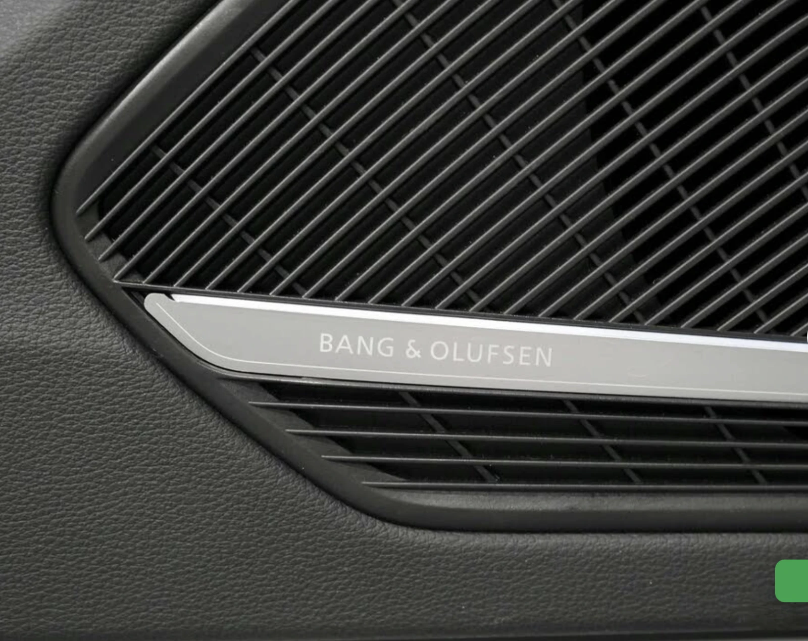 Audi A5 S-Line * Bang&Olufsen *  AвтоКредит * (ЦЕНА ДО БГ), снимка 16 - Автомобили и джипове - 55399265