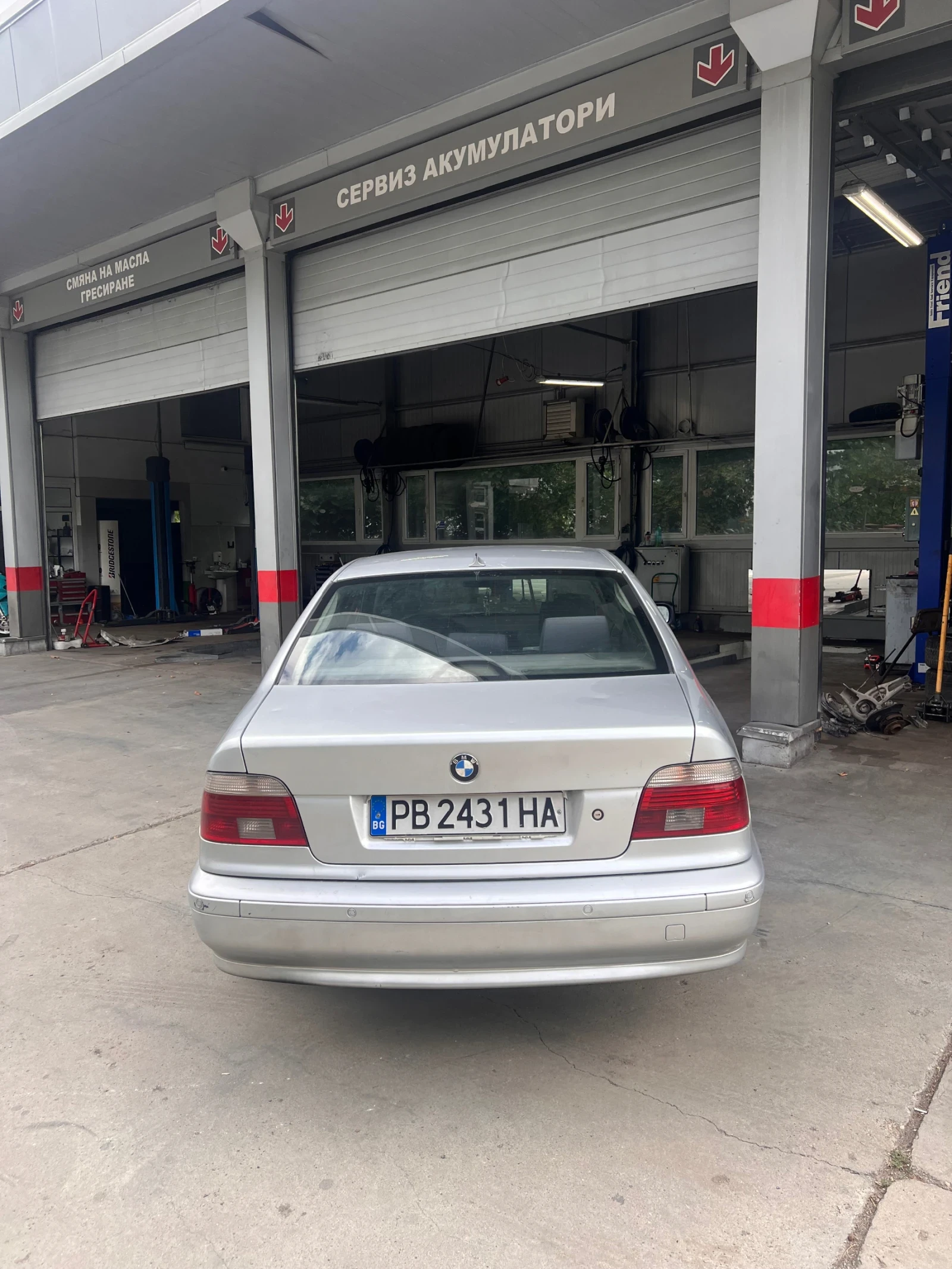 BMW 530, снимка 4 - Автомобили и джипове - 55428506