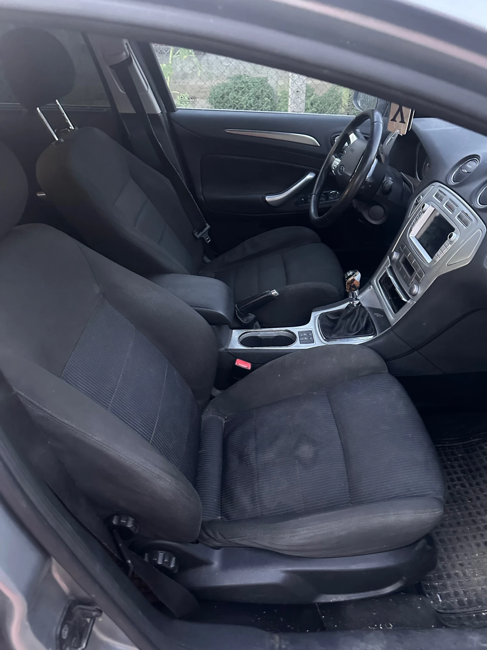 Ford Mondeo MK4 Titanium 2.0 TDCi, снимка 6 - Автомобили и джипове - 55589836