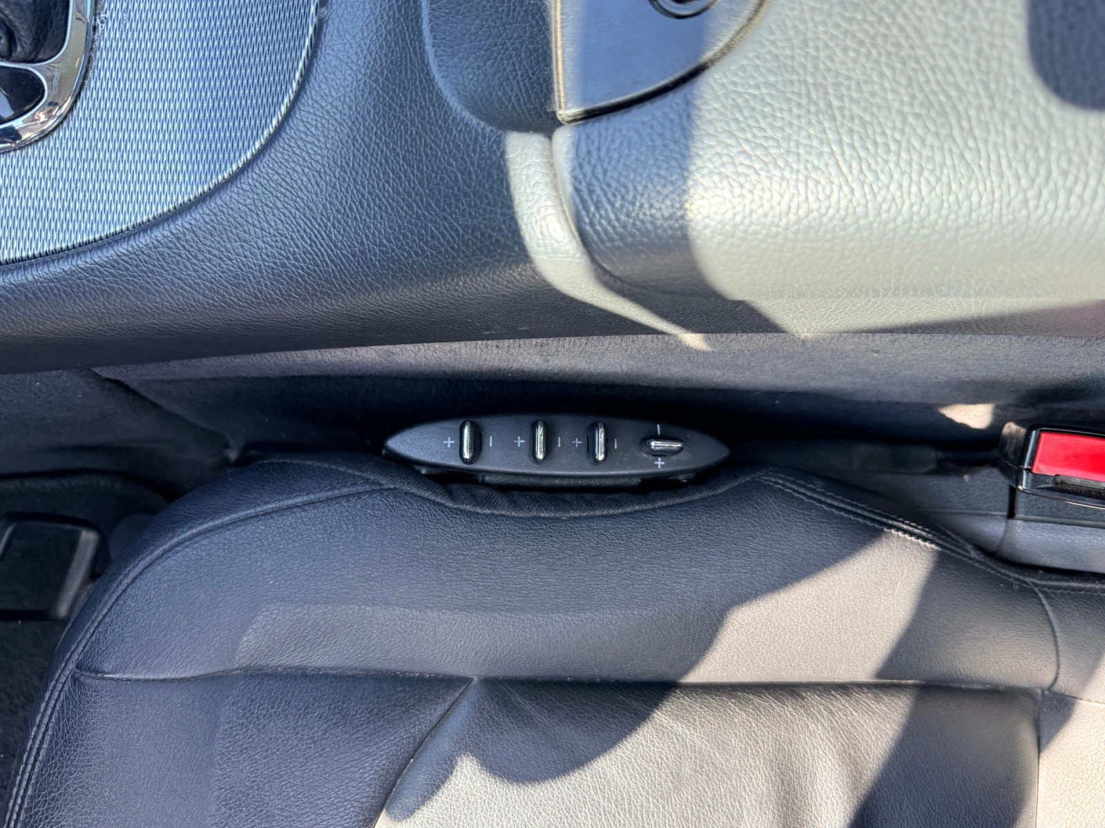 Mercedes-Benz CLK 240, снимка 12 - Автомобили и джипове - 55645680