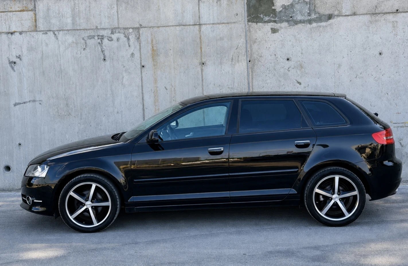 Audi A3 TDI FACELIFT, снимка 8 - Автомобили и джипове - 55666595