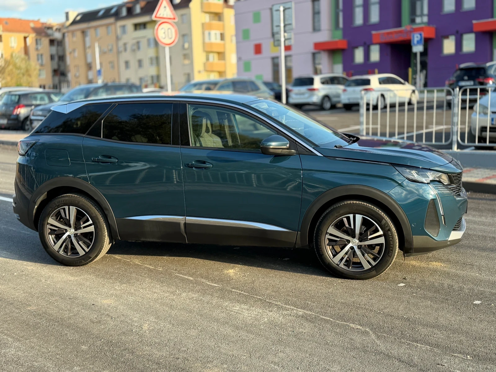 Peugeot 3008 1.5HDI Allure, снимка 4 - Автомобили и джипове - 55745936