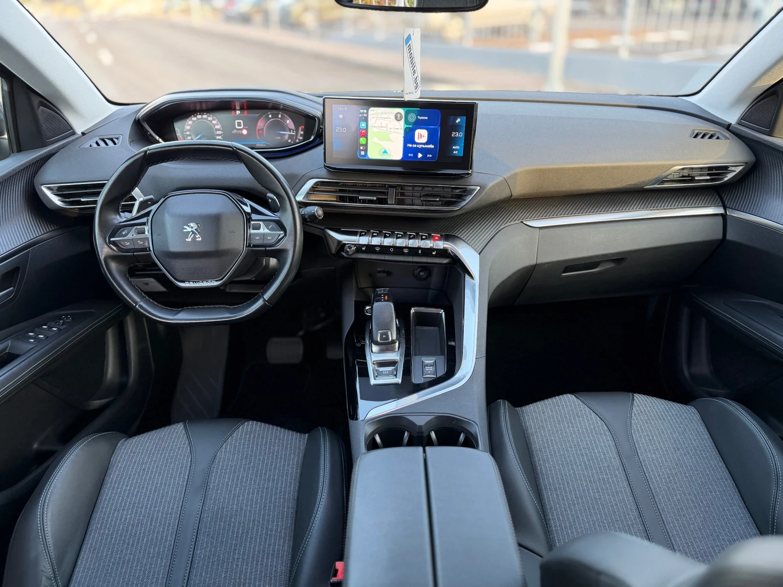 Peugeot 3008 Обслужен, снимка 7 - Автомобили и джипове - 55745936