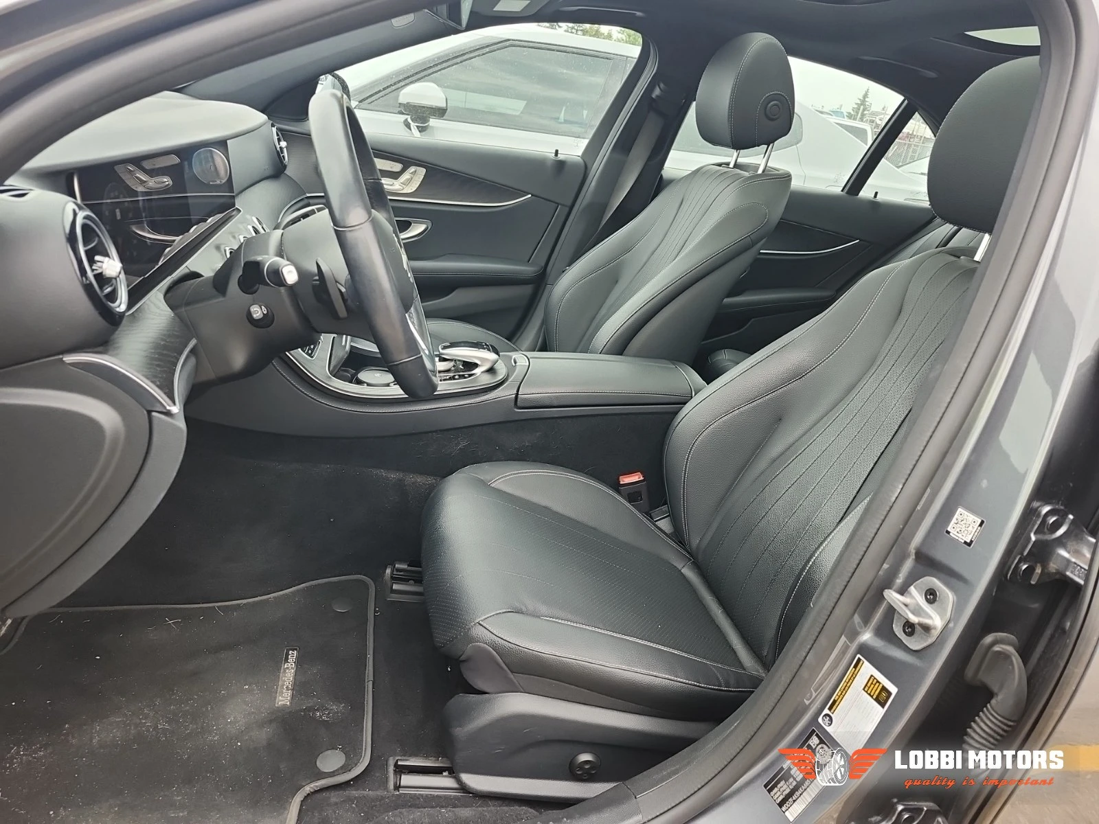 Mercedes-Benz E 300, снимка 5 - Автомобили и джипове - 55955924
